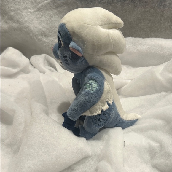 Plush Disney Lion Guard Bunga - Picture 5 of 6